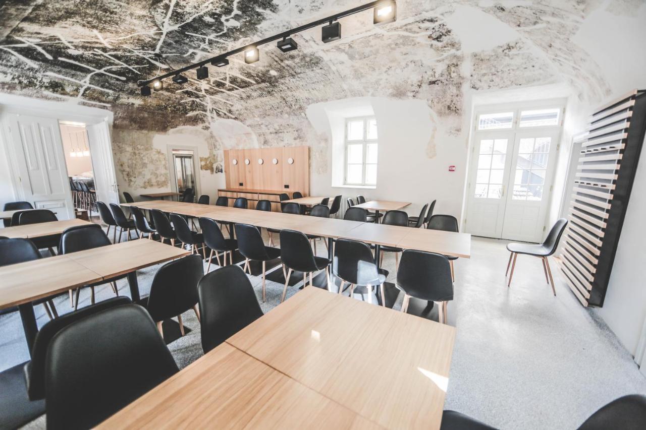 Ruttner Haz Hostel *