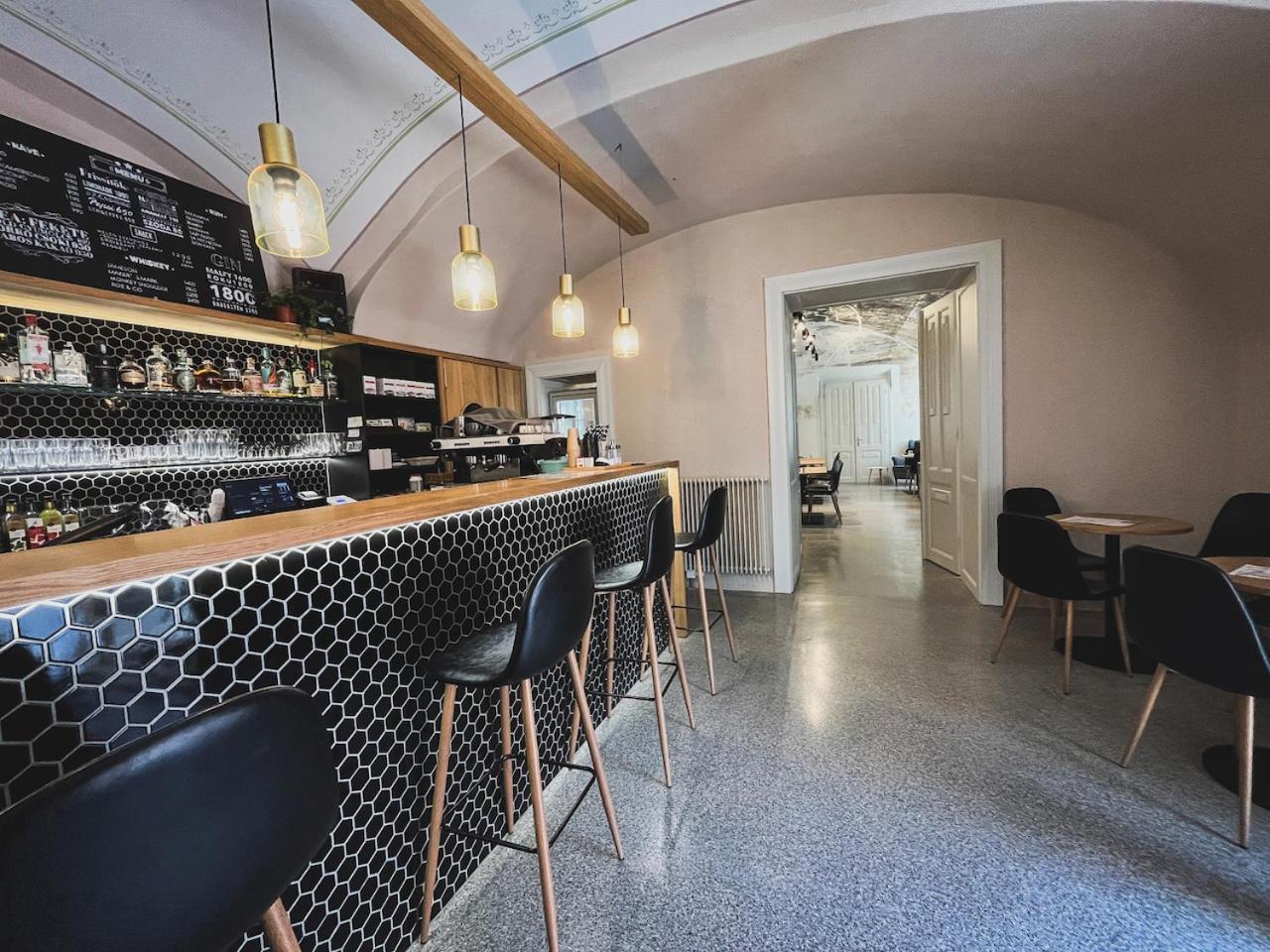 Ruttner Haz Hostel